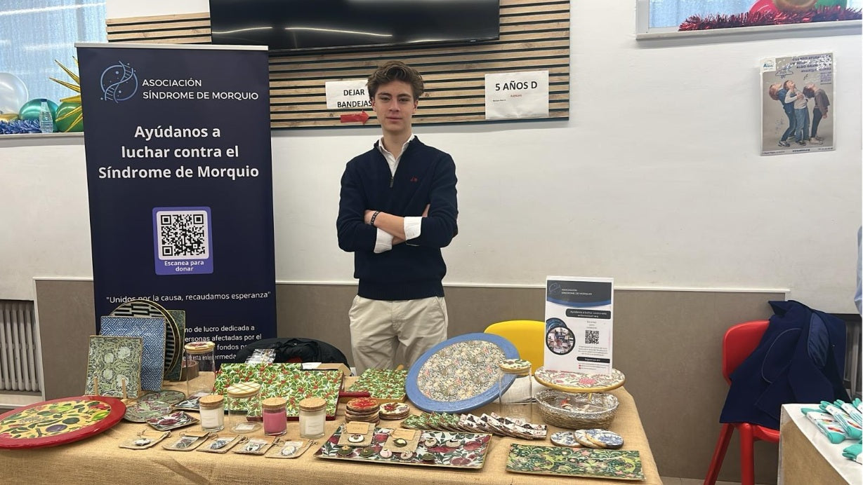 Participación en el mercadillo navideño del Colegio Claret